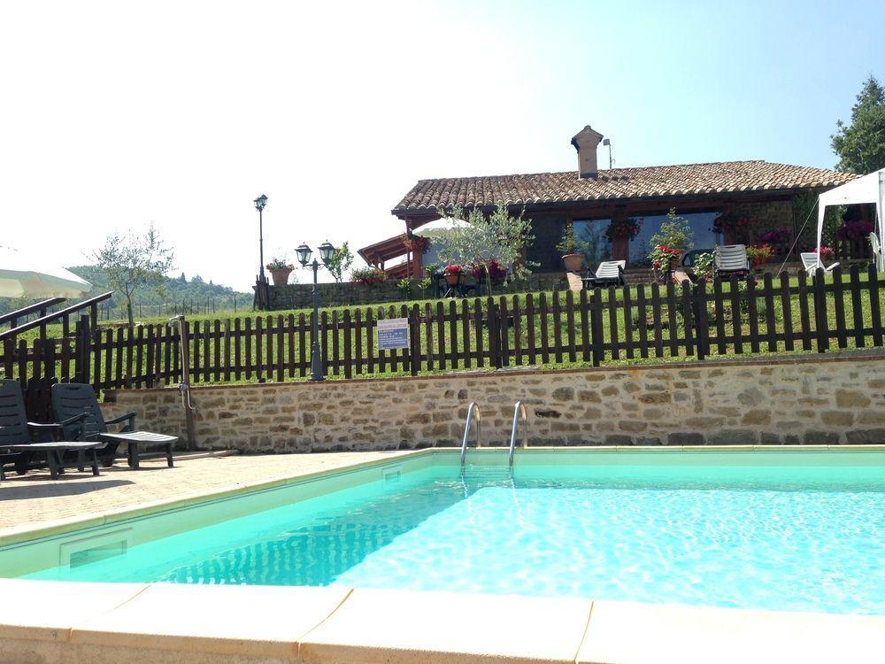 Agriturismo Ponte Di Riocchio Gubbio Exterior photo